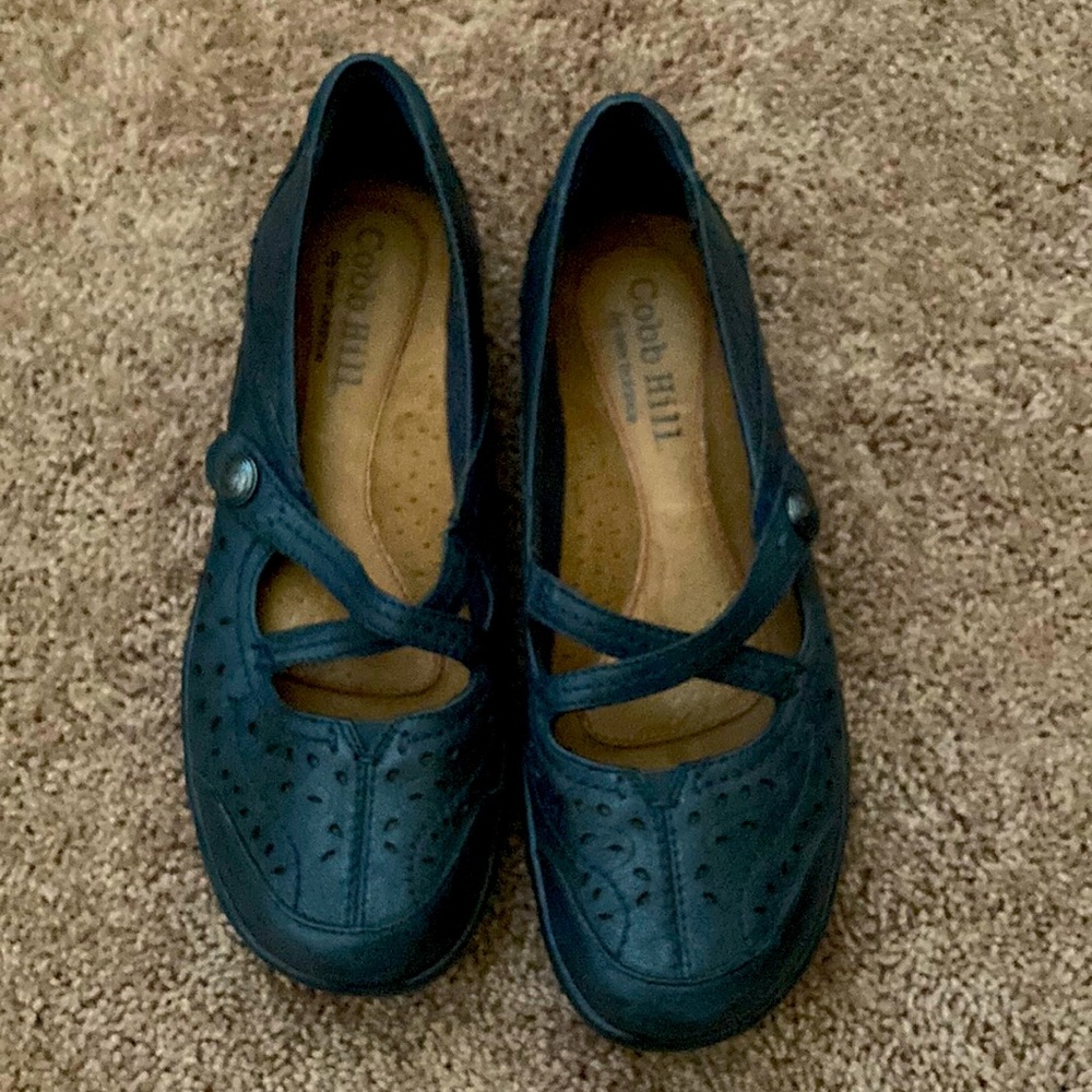 New Balance Cobb Hill Blue Leather Laser Cut Mary Jane Slip-On Flats 8.5N